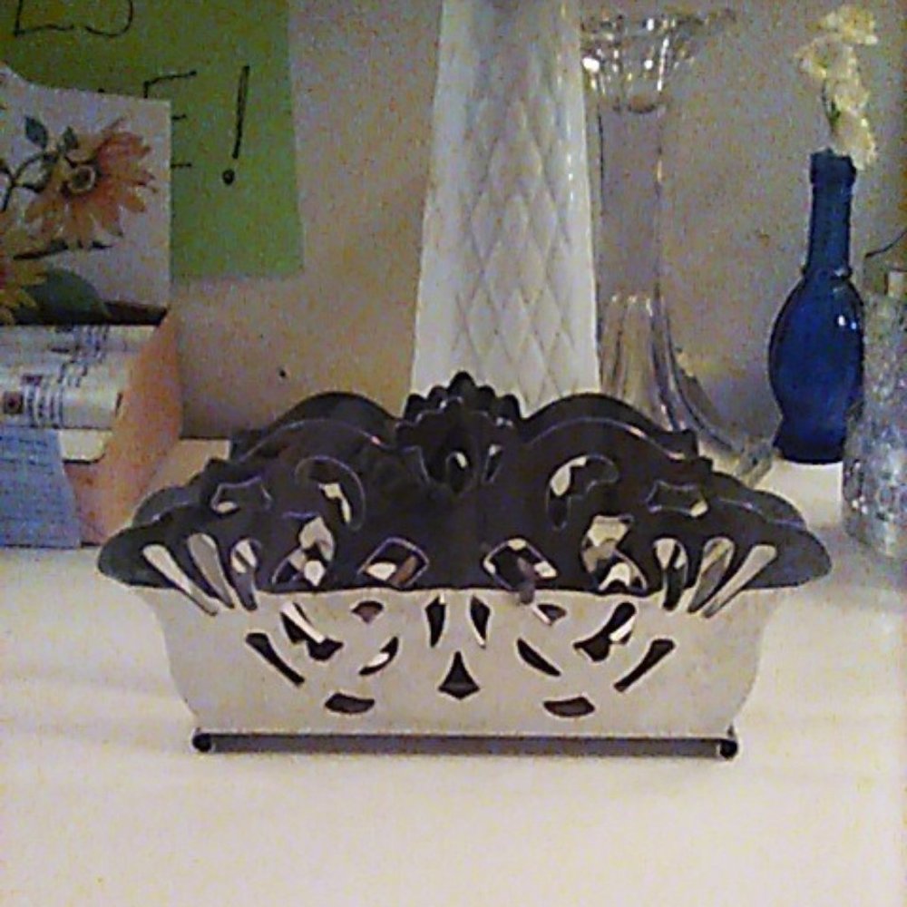 Shelton Ware Fancy Vintage Napkin Holder Chrome